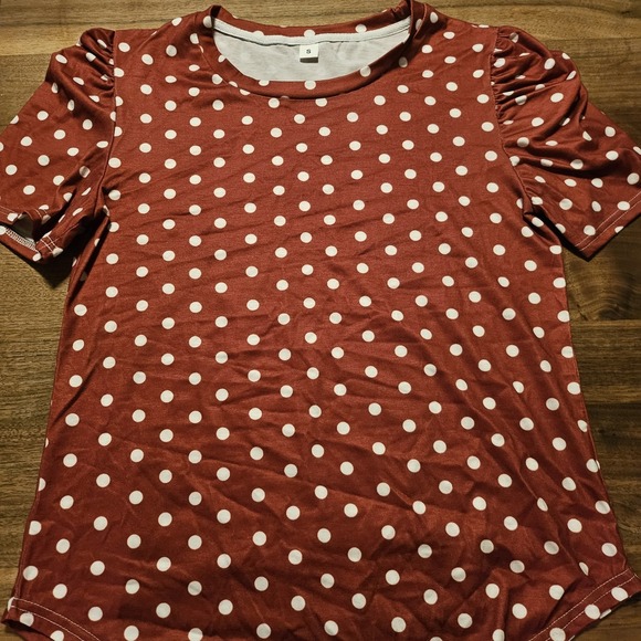 The Unbranded Brand Tops - Red/White Polka Dot Shirt W Puff Sleeves, Rounded Hem. Boden Inspired